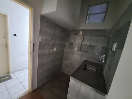 1-bedroom apartment with 37 m² and 1 bathroom — photo 2