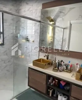 Furnished house, 620 m², with a water view — photo 17