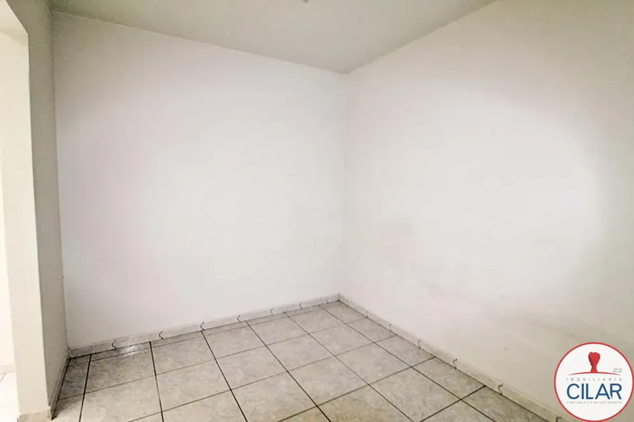 Unfurnished 4-bedroom house with 2 bathrooms — photo 16