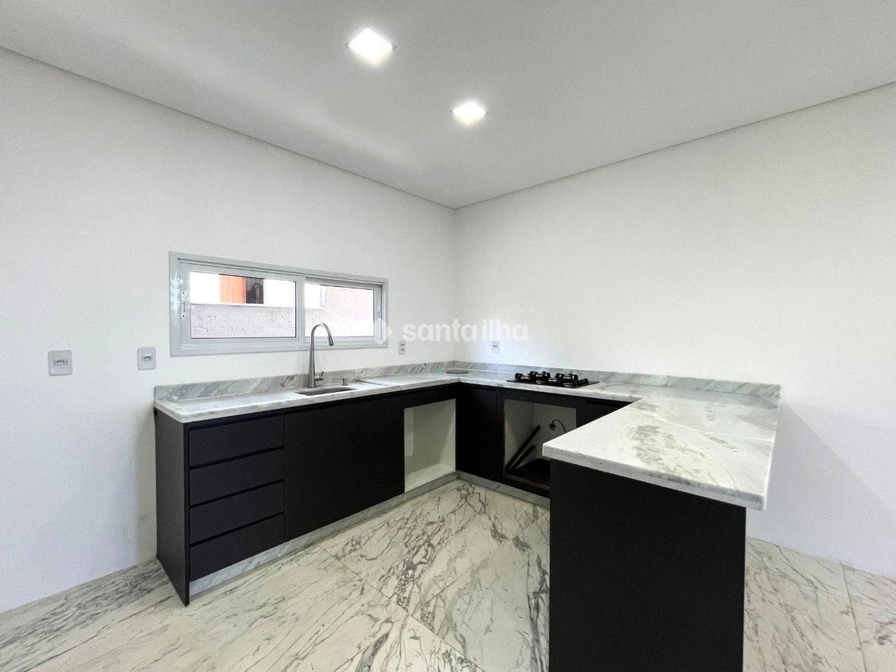 Будинок 140 м² з власним барбекю та пральною машиною — photo 5