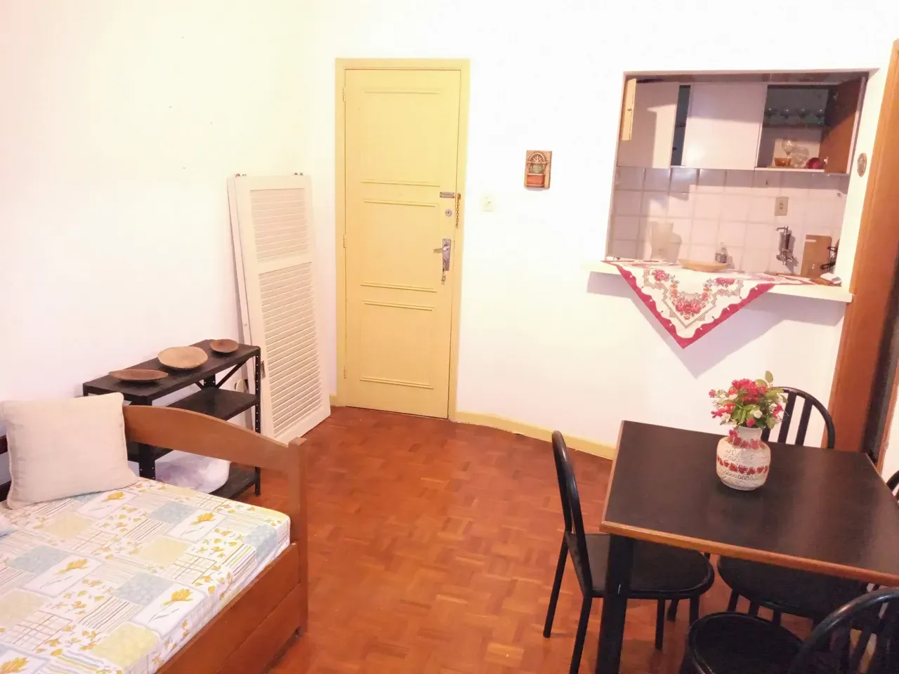 1 quarto e piso de madeira ou laminado: apartamento de 38 m² — photo 4