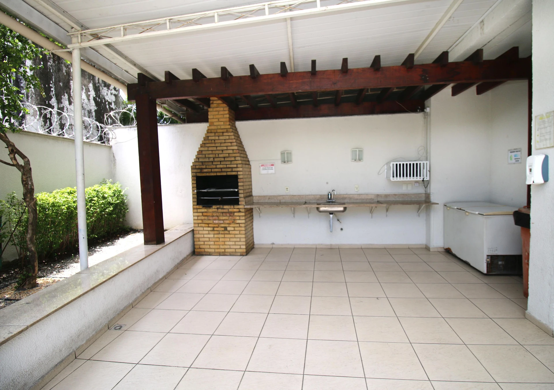 Rental apartment with 2 bedrooms and a balcony — photo 41