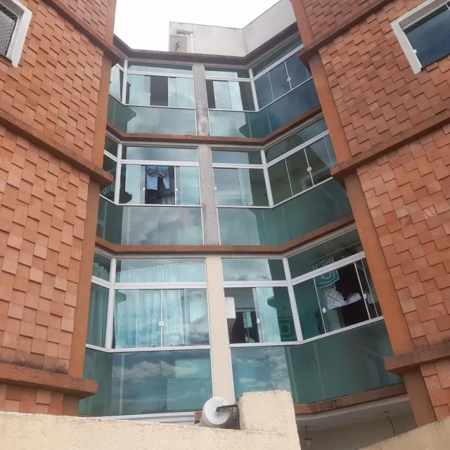 2-bedroom apartment with a glass-enclosed balcony — photo 10