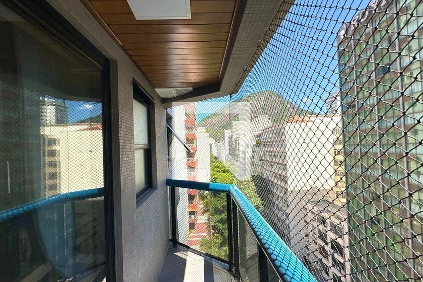 Furnished 90 m² apartment with 2 bedrooms and a pool — photo 26