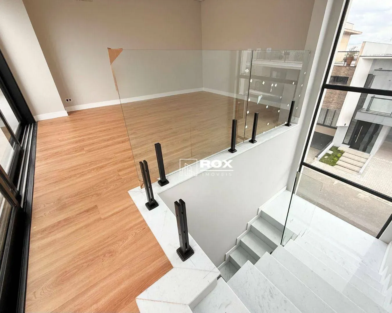 House with 3 bedrooms and 194 m² with 4 parking spots — photo 24
