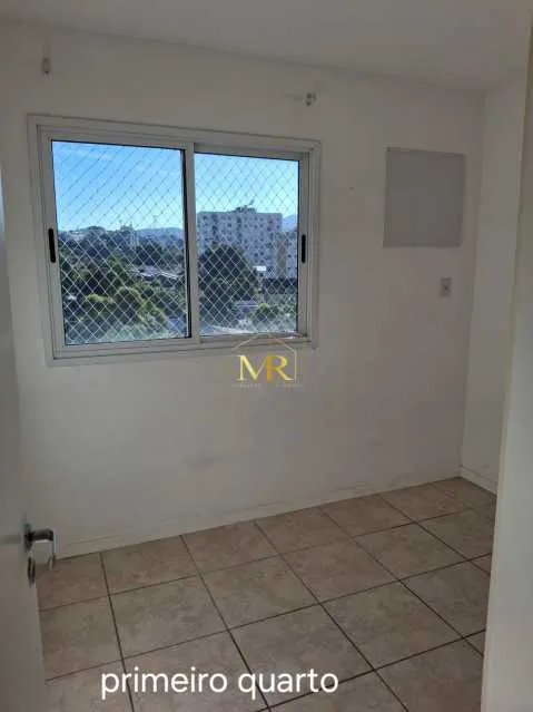 2-bedroom apartment in a building with a pool — photo 4