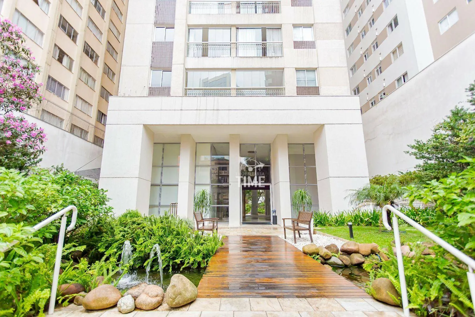 Apartamento mobiliado de 1 dormitório com 93 m² — photo 81