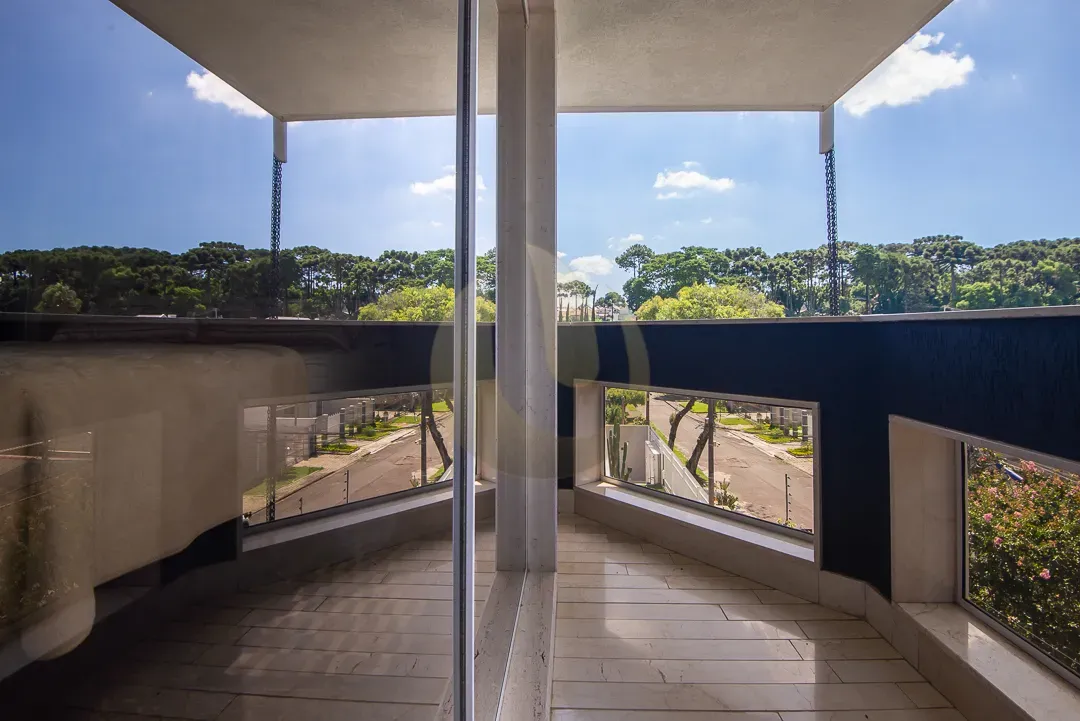 Furnished 860 m² house with 5 bedrooms and 10 bathrooms — photo 22