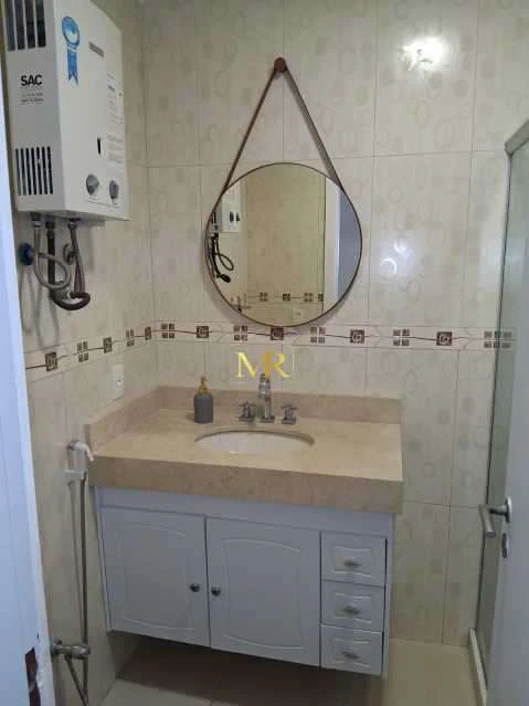 170 m² apartment with 3 bedrooms and a balcony — photo 17