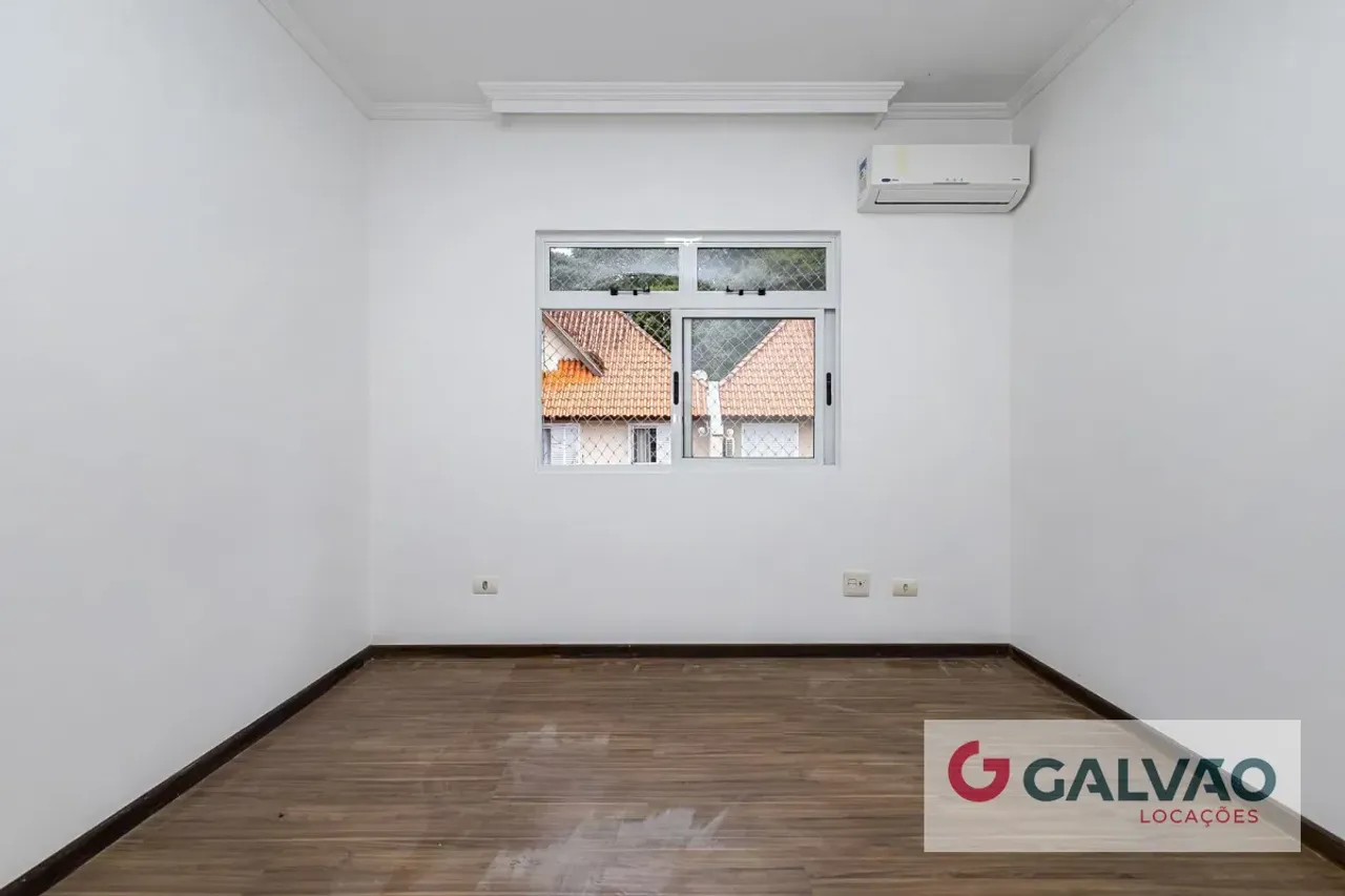 House in a gated community with 3 bedrooms and 1 bath — photo 19
