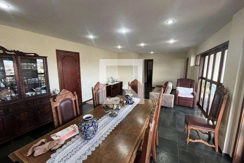3-bedroom apartment with 2 parking spots and 184 m² — photo 3