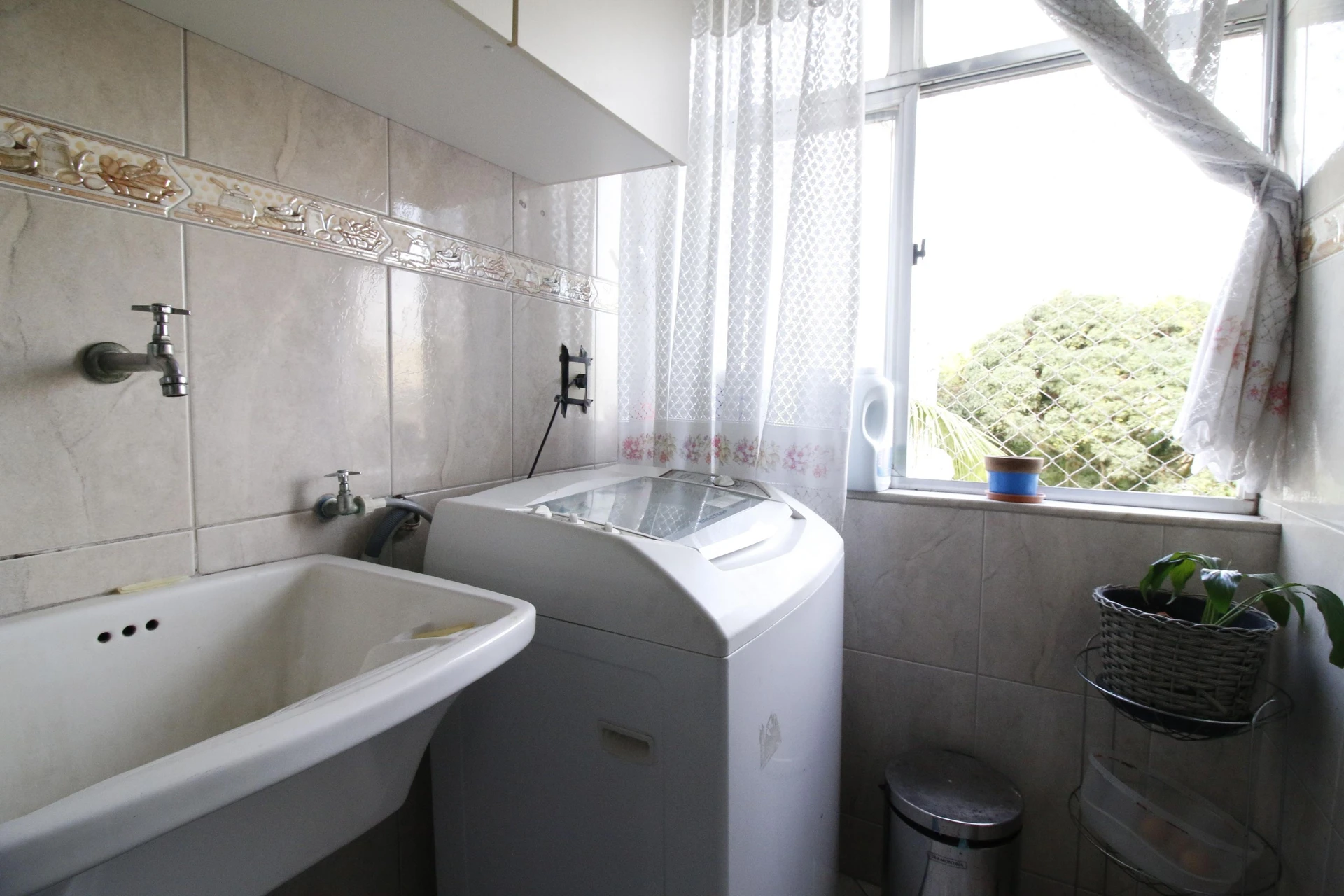 2-bedroom apartment in a building with a pool — photo 8