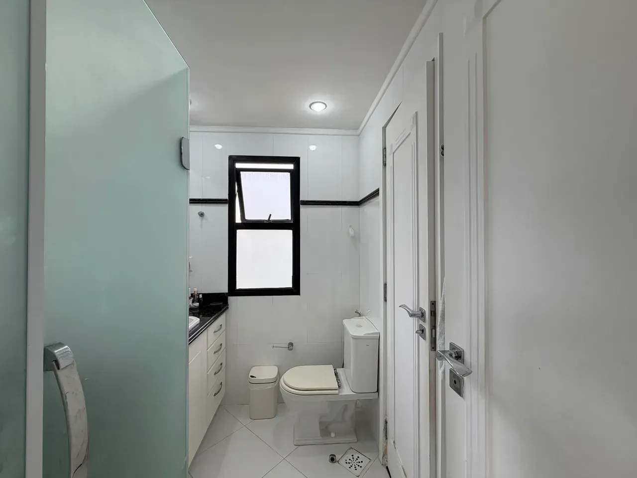 Furnished apartment, 160 m², with a jacuzzi — photo 27