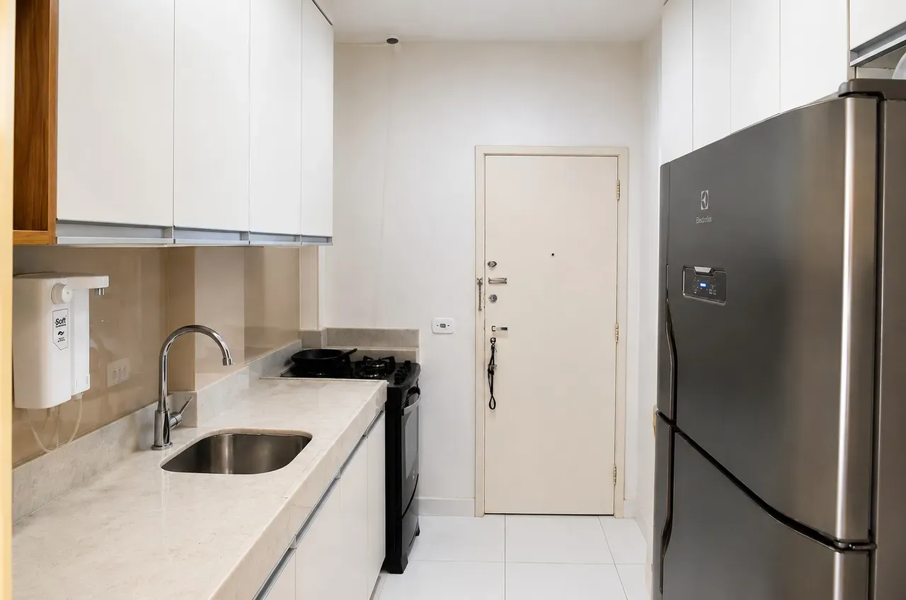 2-bedroom apartment with a home office in Rio de Janeiro — photo 17