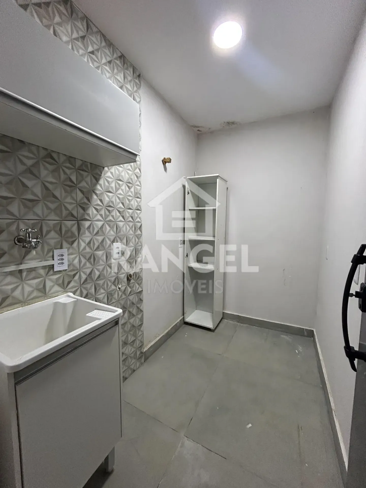 3-bedroom house with a washing machine — photo 11