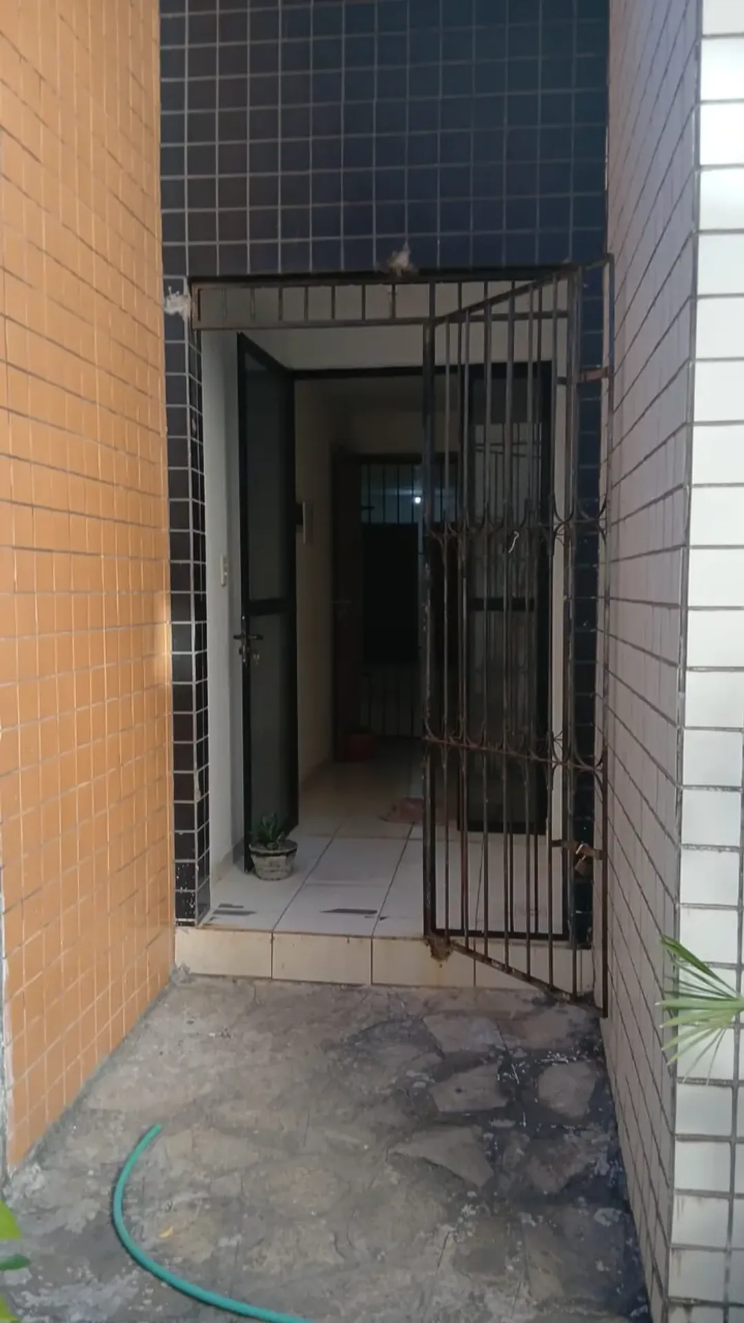 2-bedroom apartment, 1 with its own bathroom, 120 m² — photo 19
