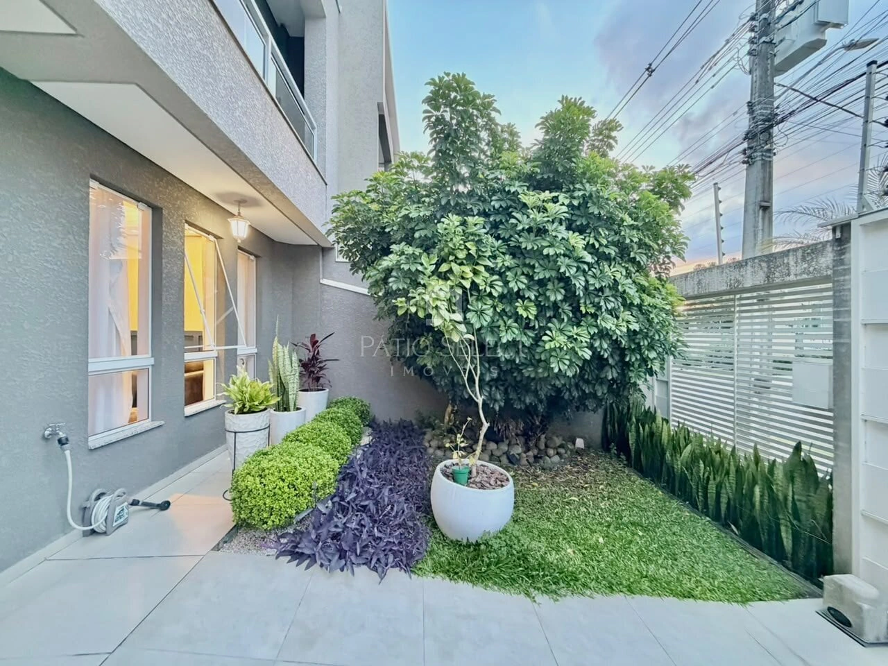 3-bedroom house with a bathtub — photo 14