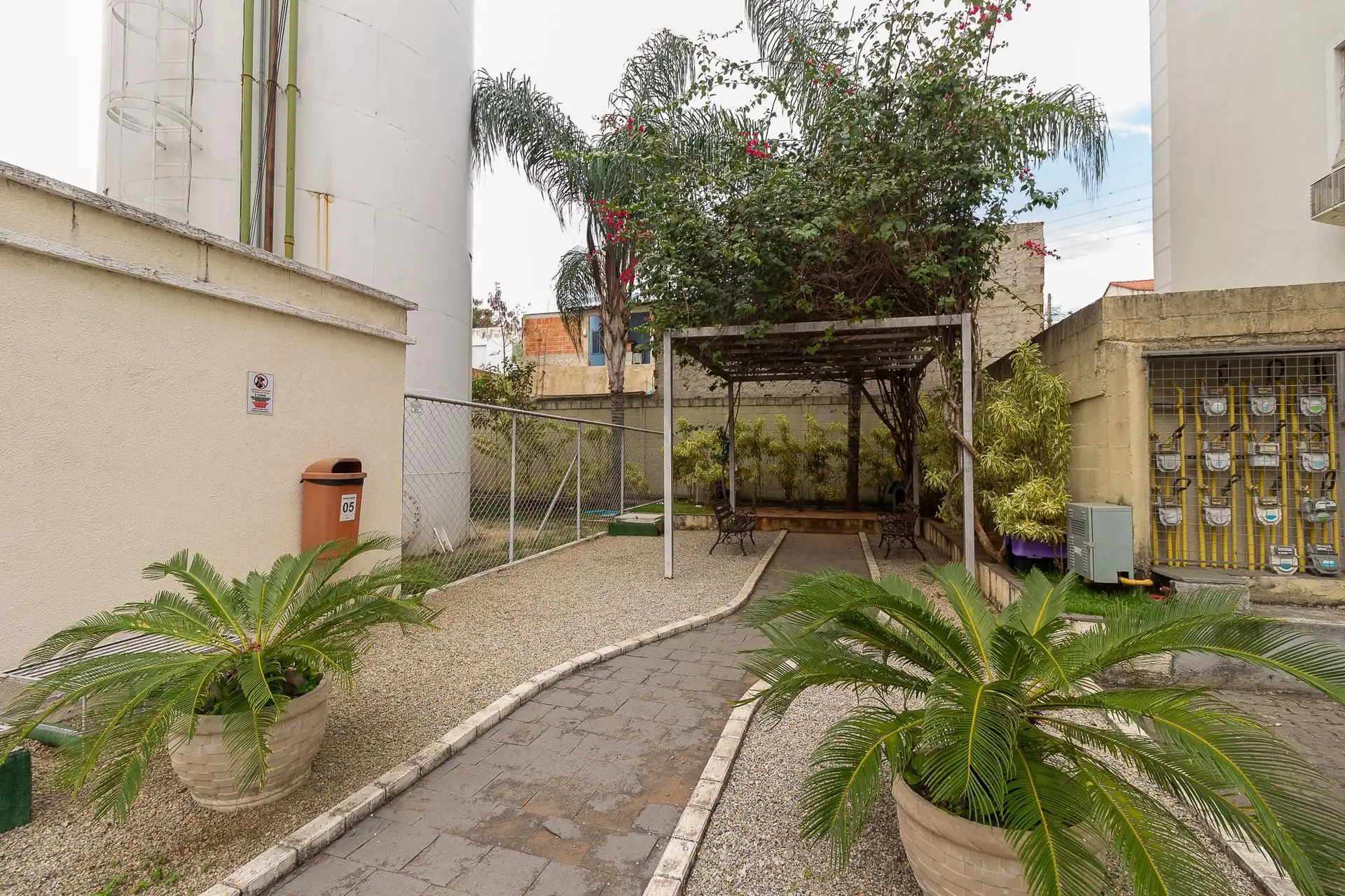 Гардеробна та 1 спальня: квартира 44 м² — photo 10