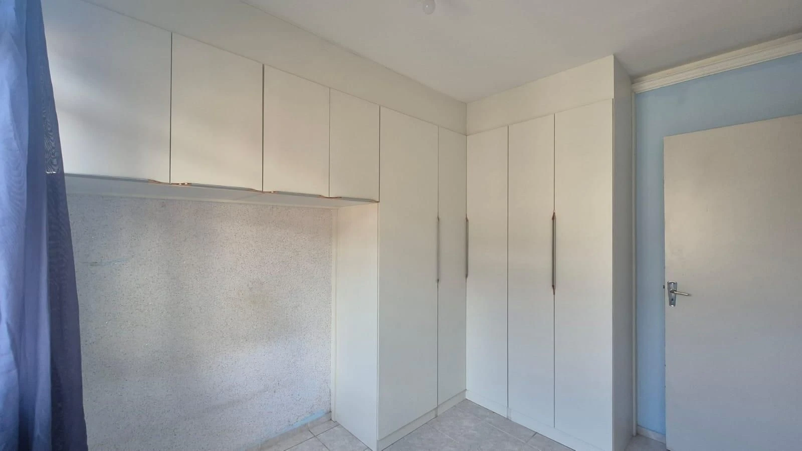 Apartamento sem mobília com 2 quartos e box de vidro — photo 16