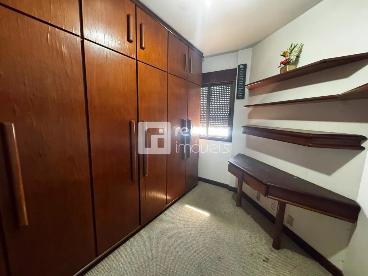 Apartamento de 290 m² com 4 dormitórios e varanda envidraçada — photo 40