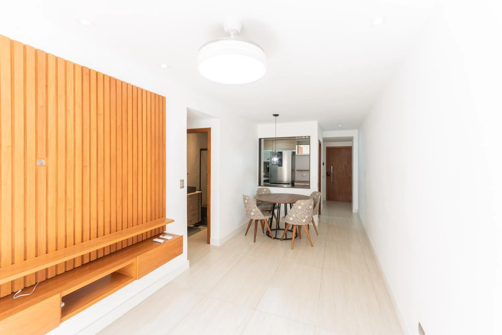 Робоче місце та 2 спальні: квартира 61 м² — photo 23