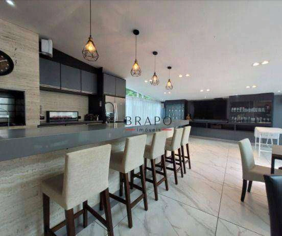Furnished house with 4 bedrooms and 489 m² — photo 2