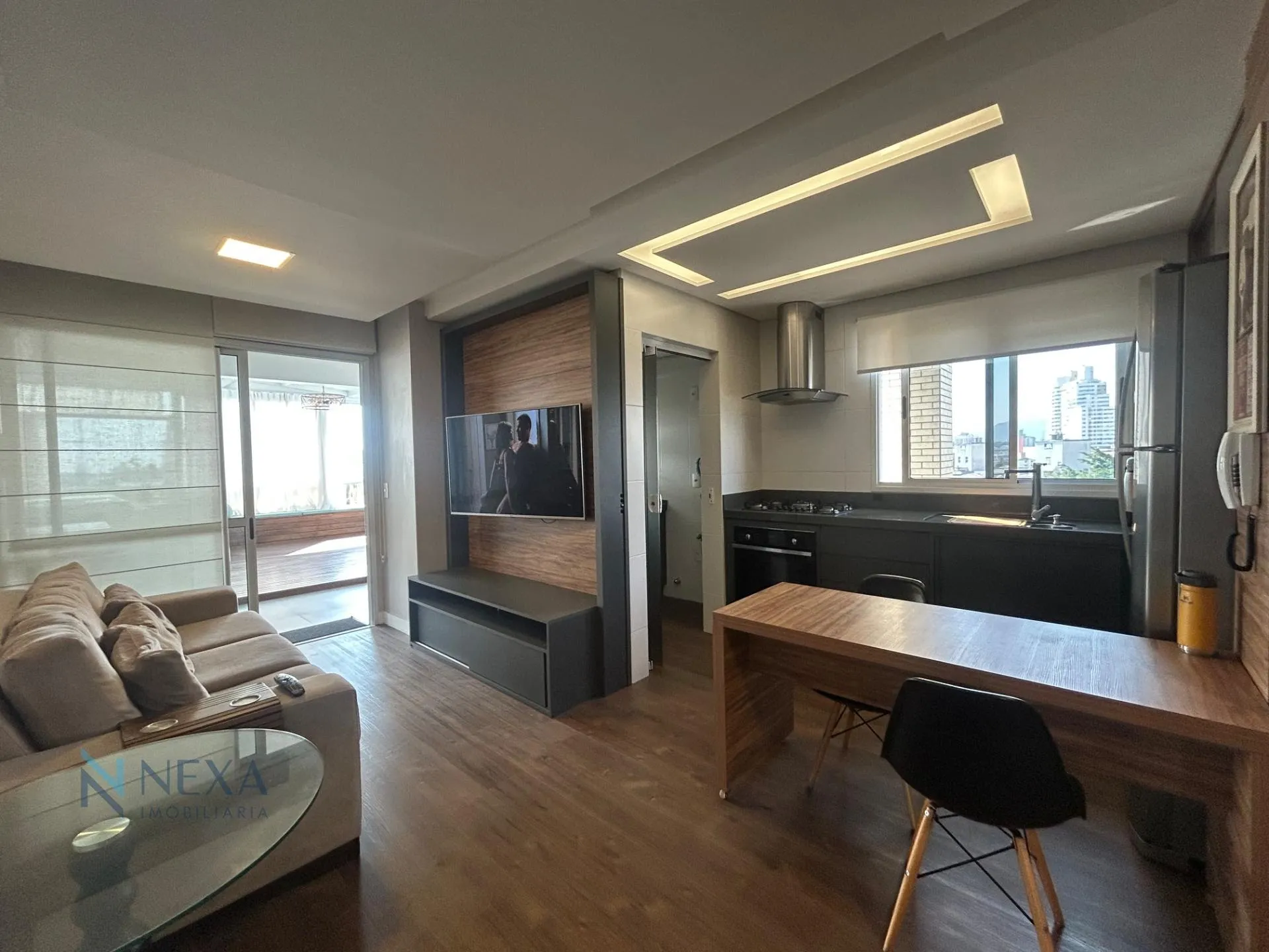 Furnished apartment with 2 en-suites and 152 m² — photo 27
