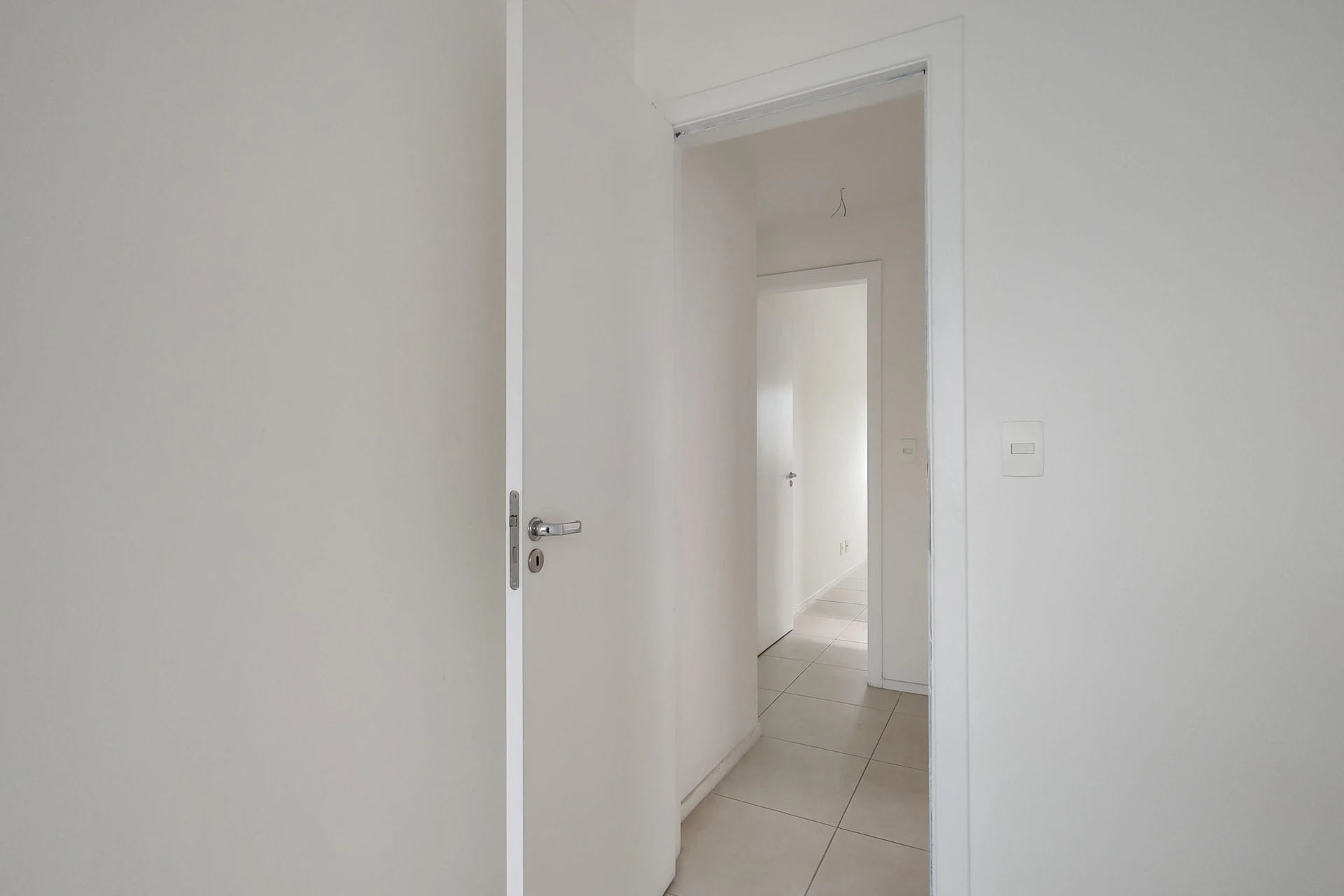 2-bedroom apartment with 1 en-suite and balcony — photo 40