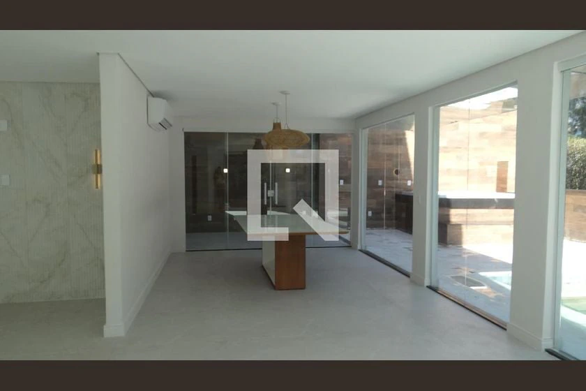 House, 384 m², with floor-to-ceiling windows — photo 17