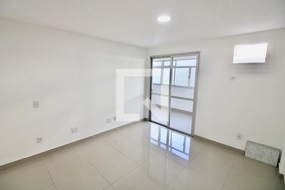 3-bedroom apartment, 1 with its own bathroom, 200 m² — photo 13