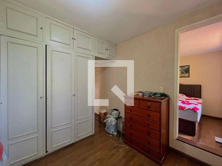 Furnished house, 350 m², with a glass-enclosed balcony — photo 23