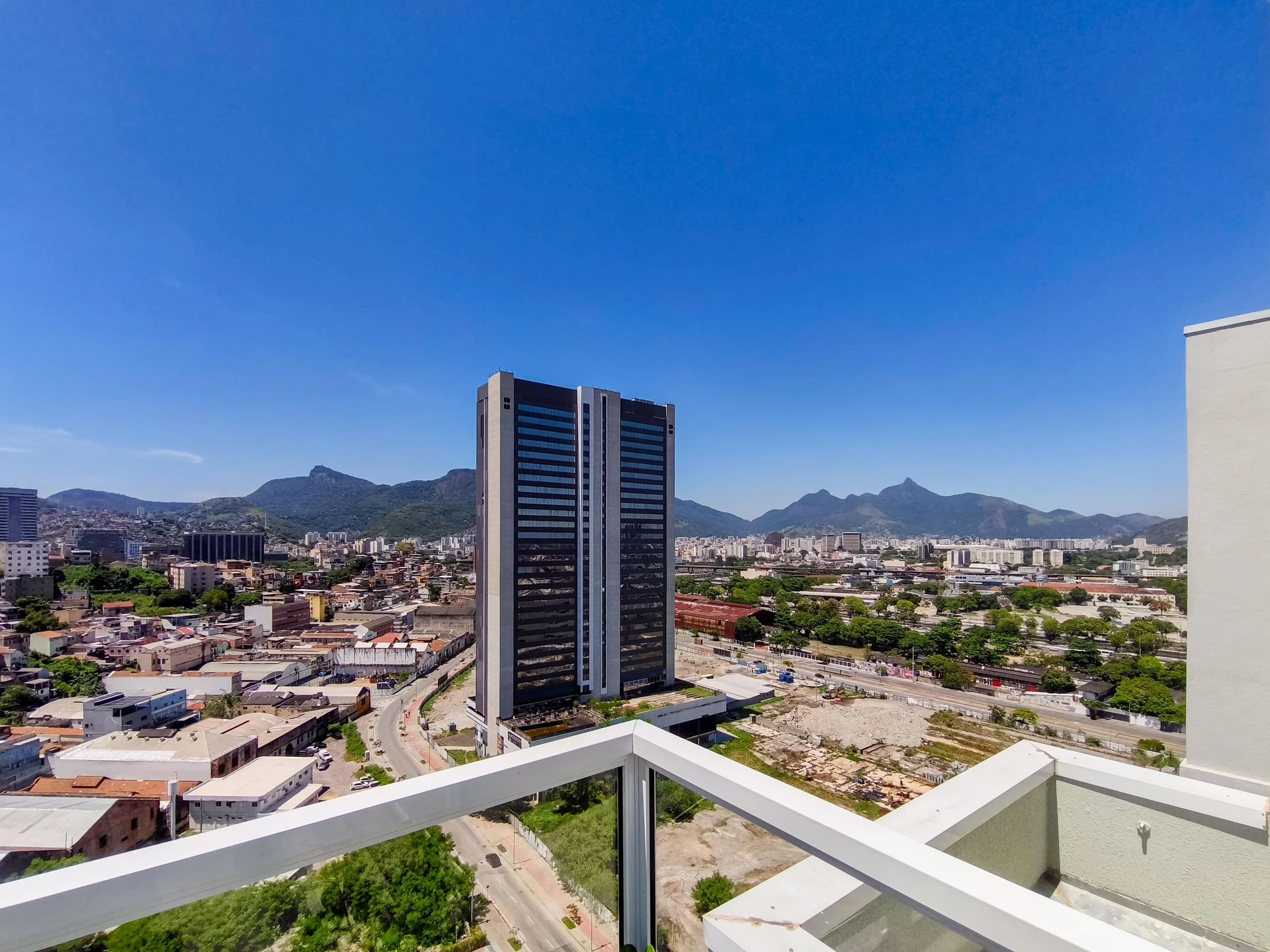 Apartamento mobiliado de 2 quartos em condomínio com sauna — photo 41