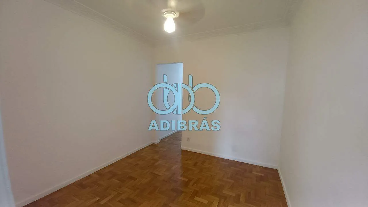 Mountain view in a one-bedroom apartment, 42 m² — photo 11