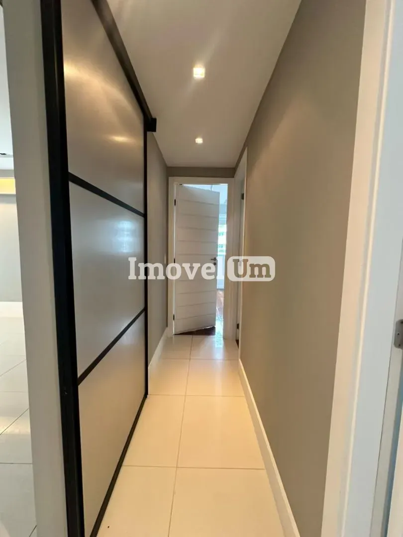 3-bedroom apartment with a home office — photo 19