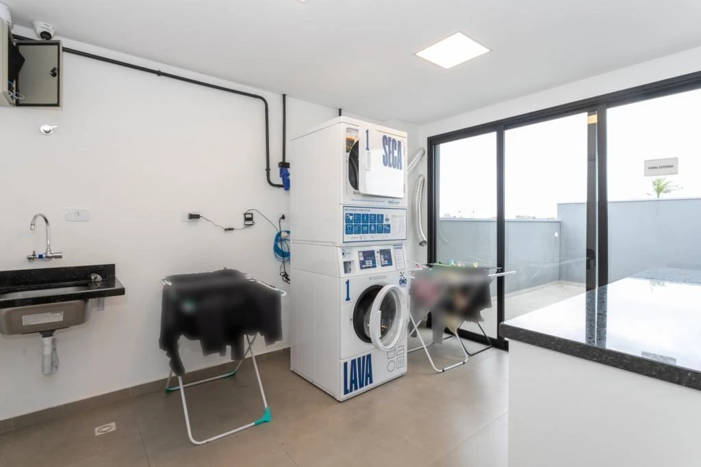 Washing machine in a one-bedroom apartment, 24 m² — photo 7