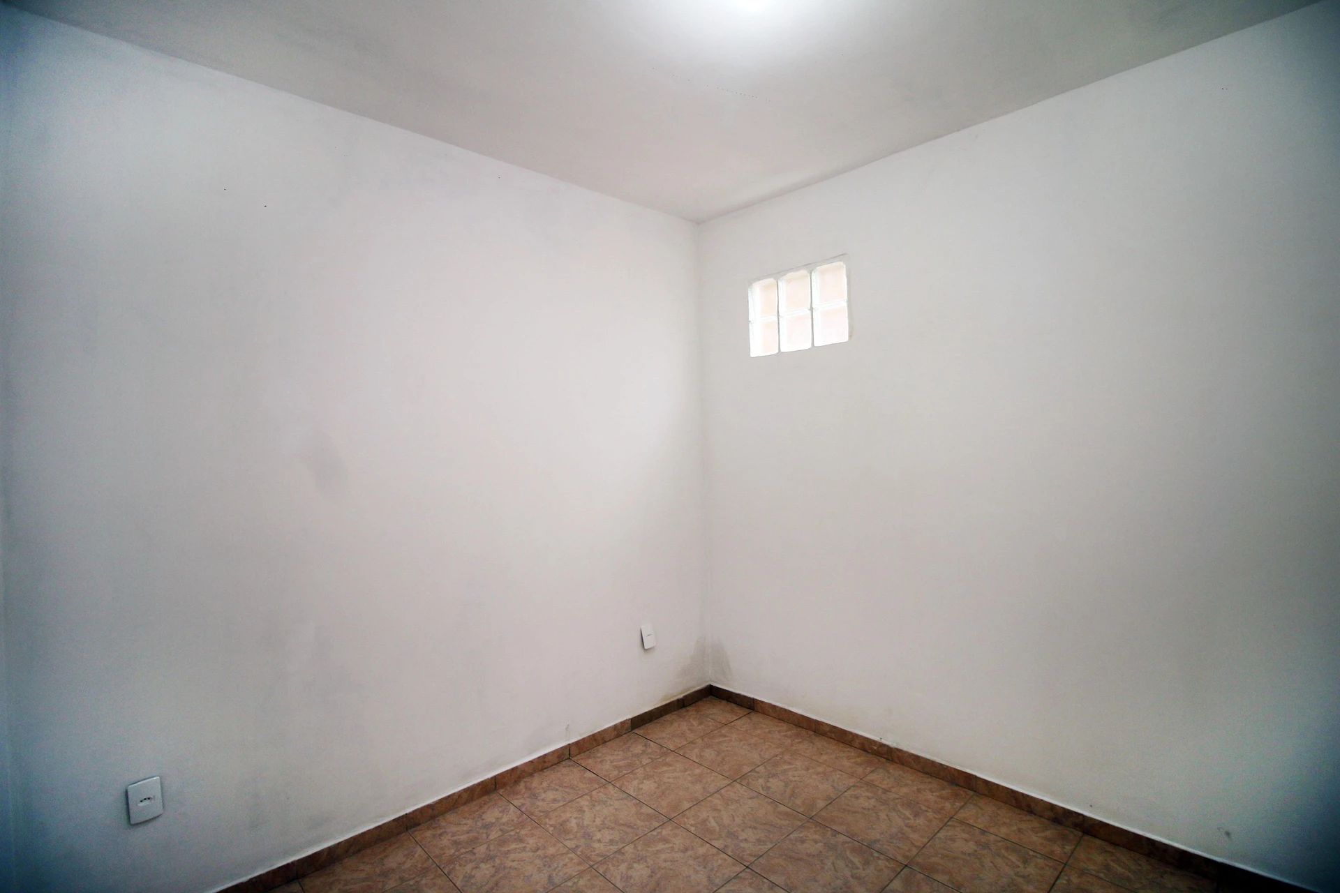 Casa sem mobília com 2 quartos e quintal privativo — photo 31