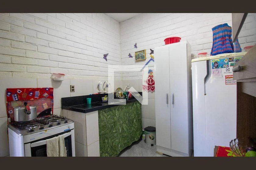 Furnished house with 5 bedrooms and 2100 m² — photo 15