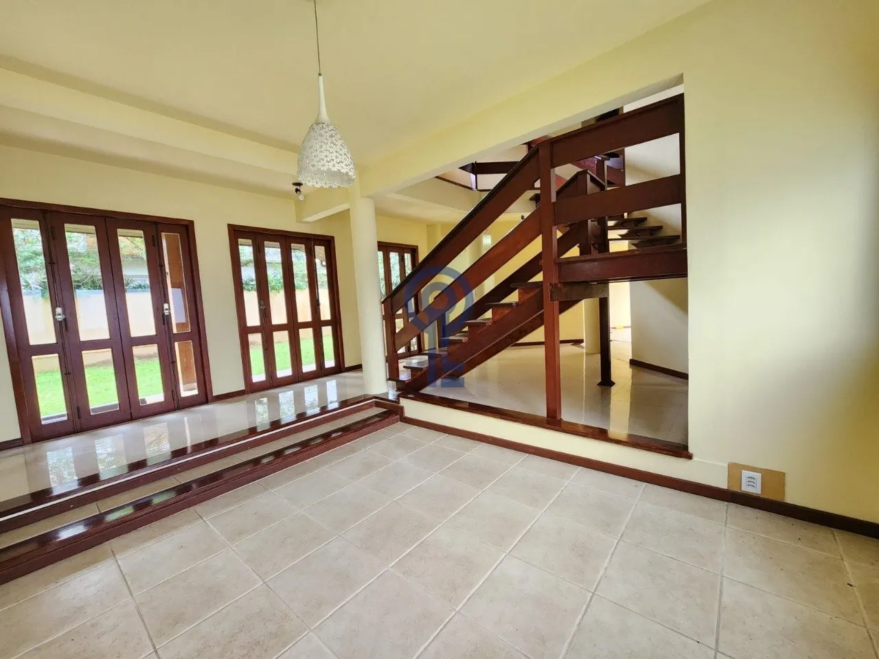 Condo house with 4 bedrooms and a private garden — photo 71