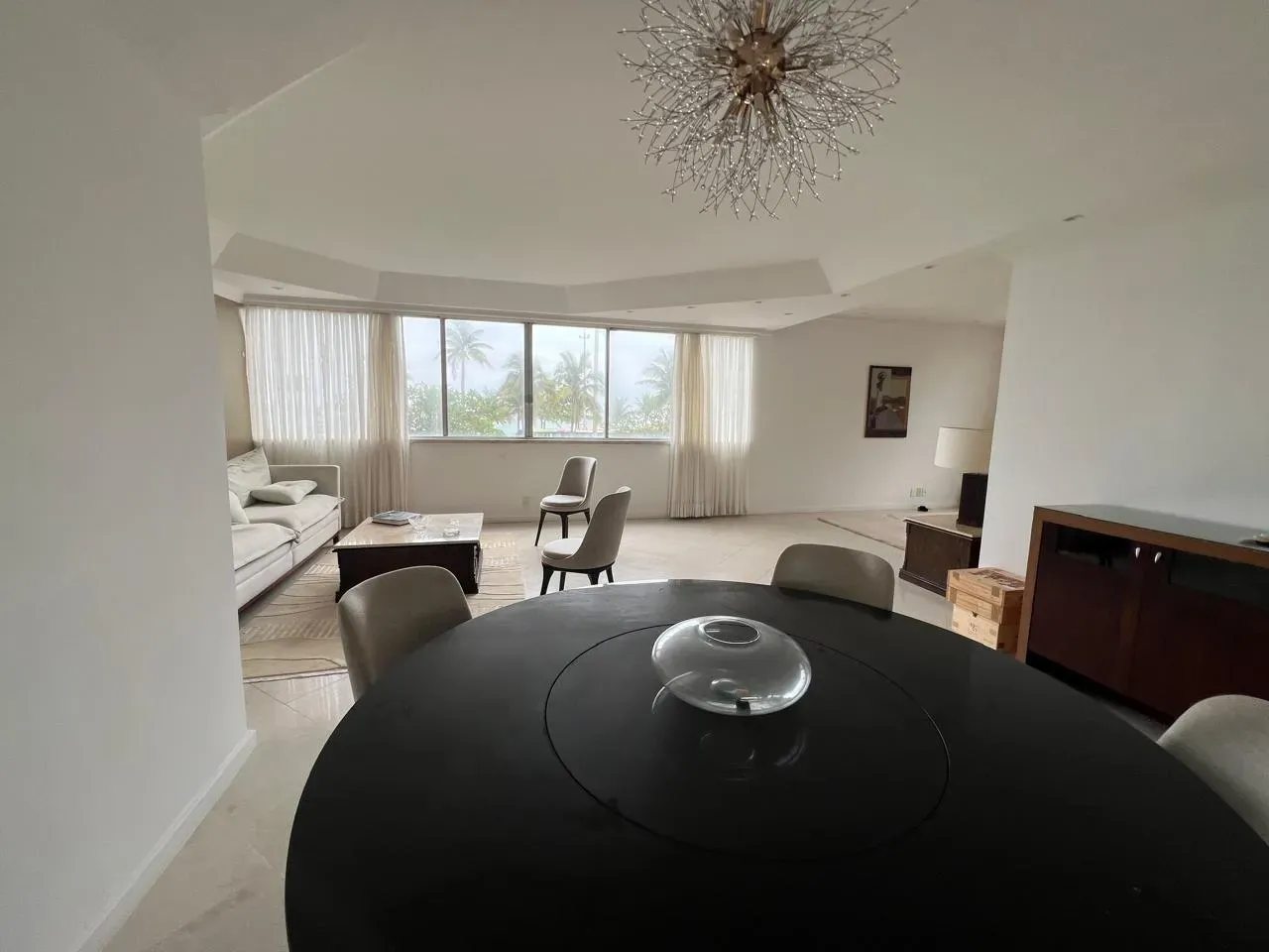 Apartamento mobiliado com 2 quartos e 3 banheiros — photo 8