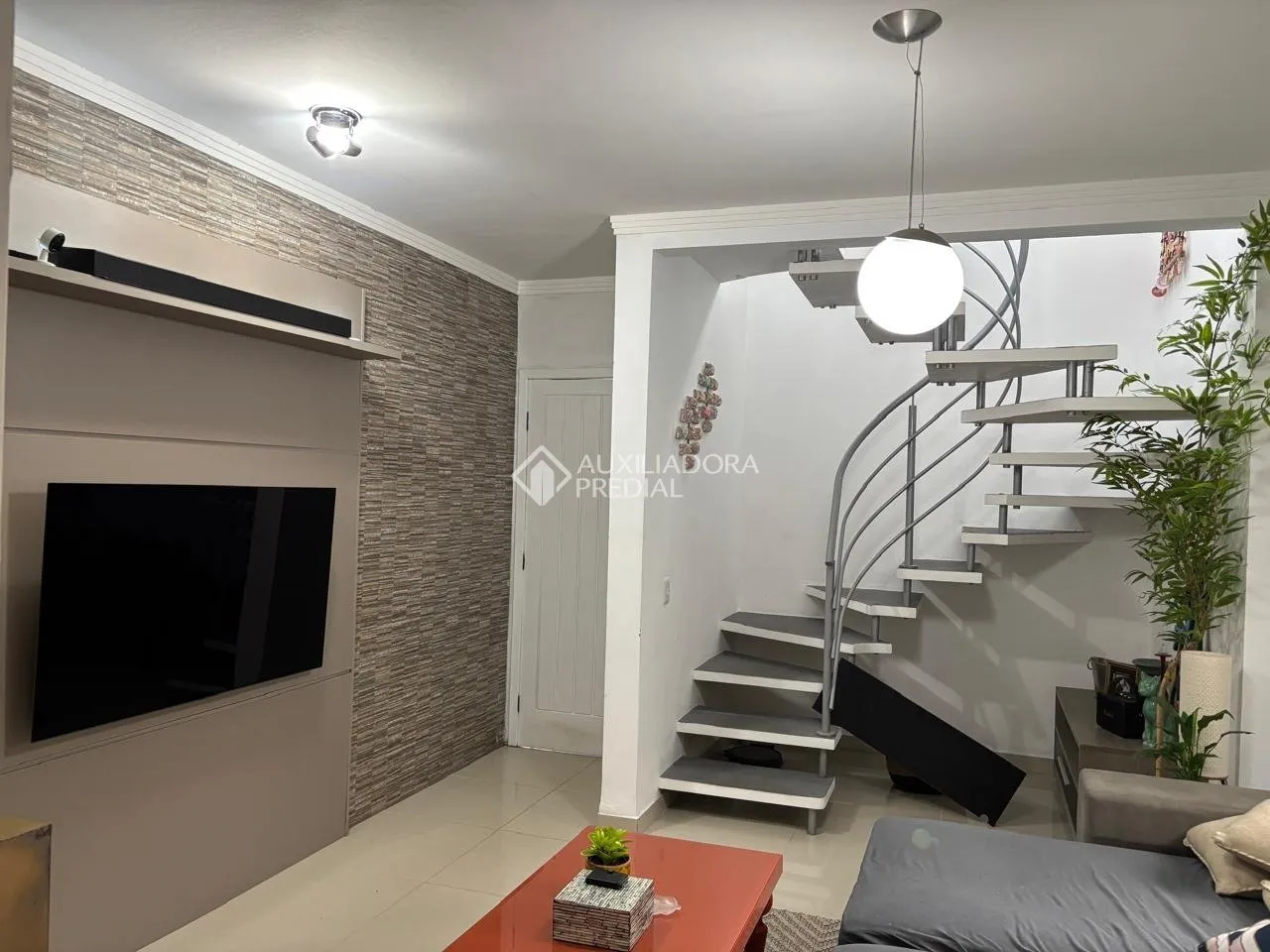 Furnished house with 3 bedrooms and open-plan kitchen — photo 12
