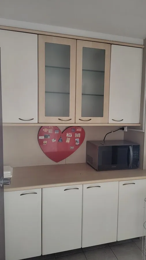 3-bedroom rental apartment with enclosed glass balcony — photo 26
