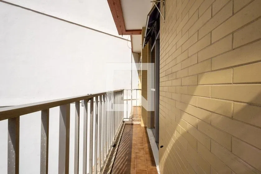 Apartment, 77 m², with wood or laminate floors — photo 26