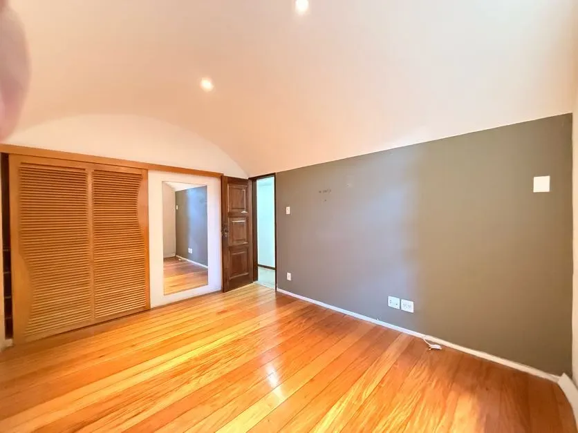 Apartamento sem mobília com 3 quartos e 3 banheiros — photo 15