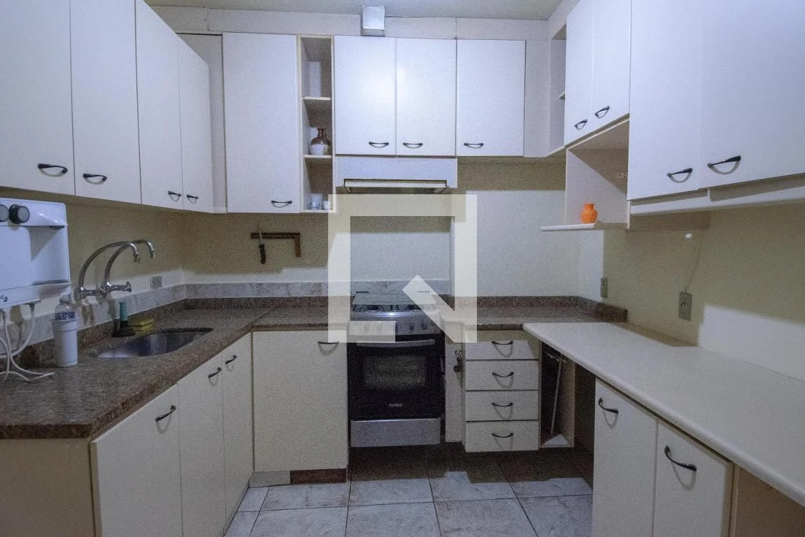 2-bedroom apartment with a private BBQ — photo 33
