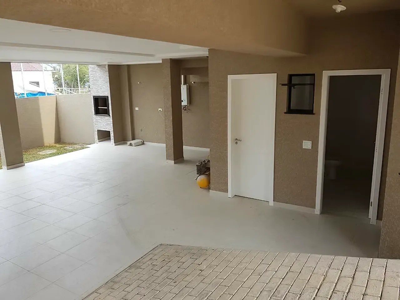 Gated condo house with private garden and 5 bedrooms — photo 14