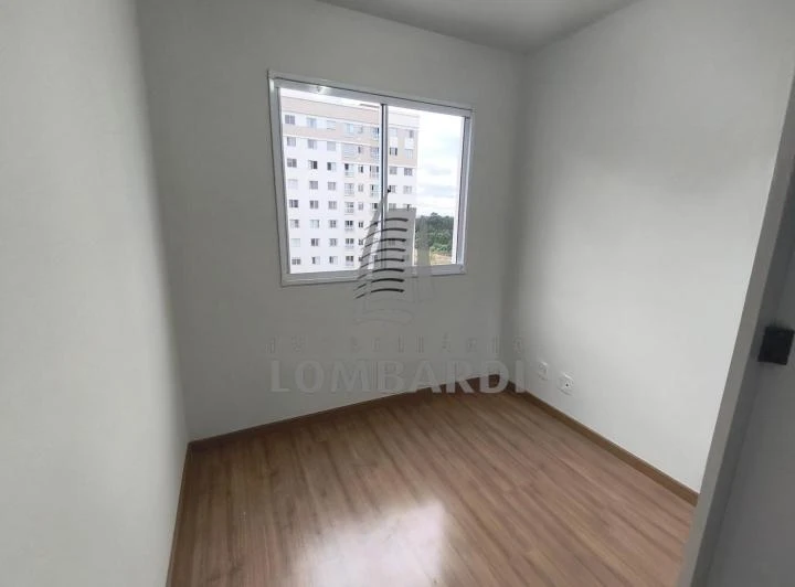 2-bedroom apartment with an en-suite and separate kitchen — photo 8