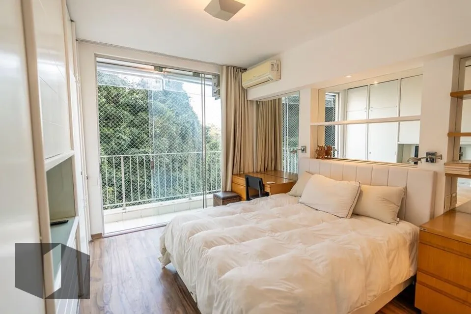 Apartamento com 4 quartos e cozinha fechada a gás — photo 16