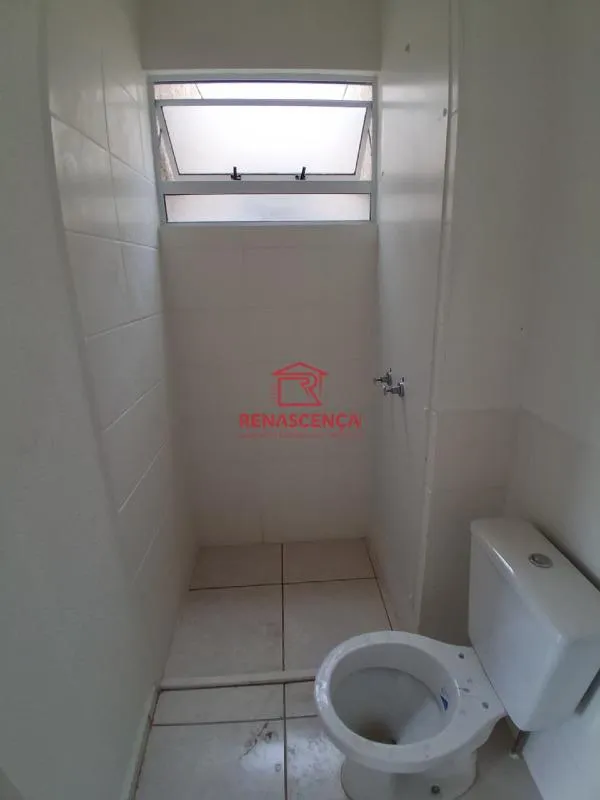 2-bedroom apartment in a building with a pool — photo 3