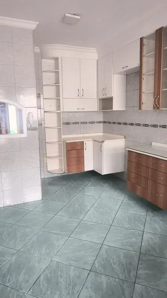 Будинок із 2 спальнями та заскленим балконом — photo 11