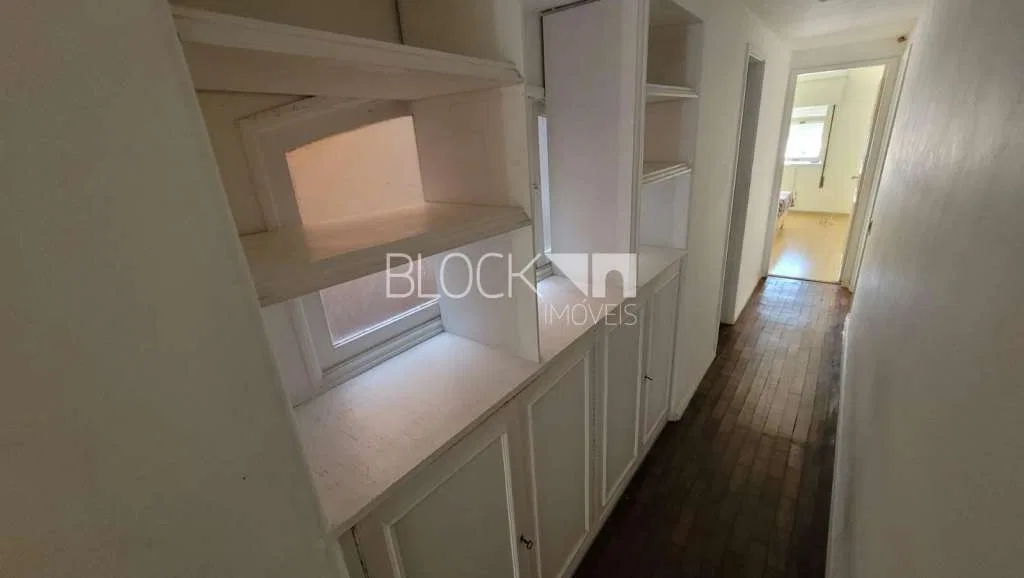3-bedroom apartment with a home office in Rio de Janeiro — photo 28